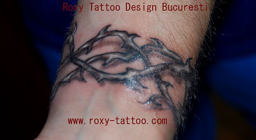tattoo model Roxy