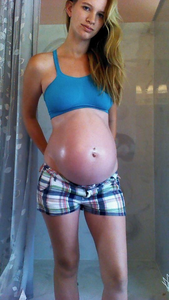 teen Sexy pregnant