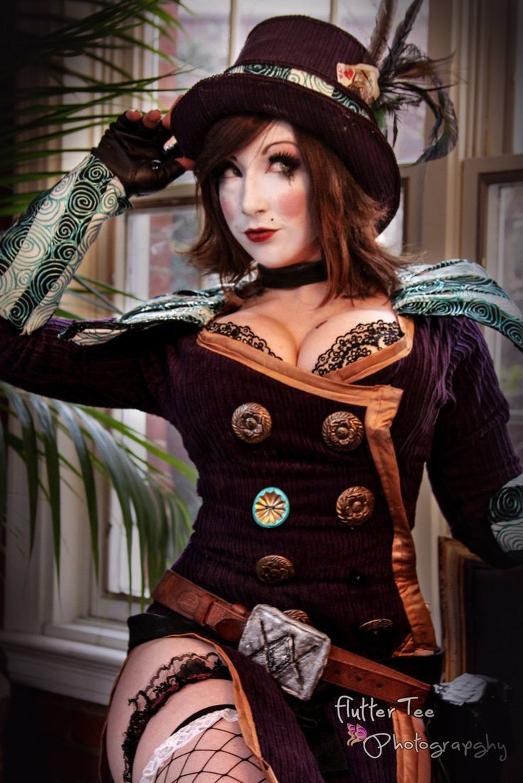 Mad moxxi cosplay