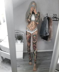 Tattoo model weiblich