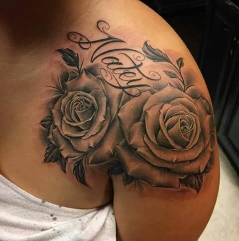 schulterblatt Tattoo rose