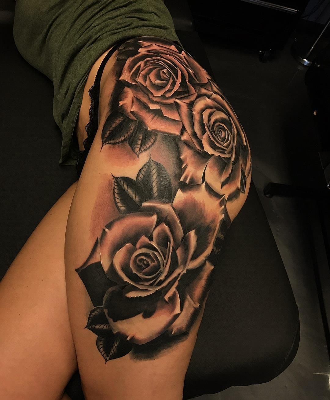 bein Tattoo rose