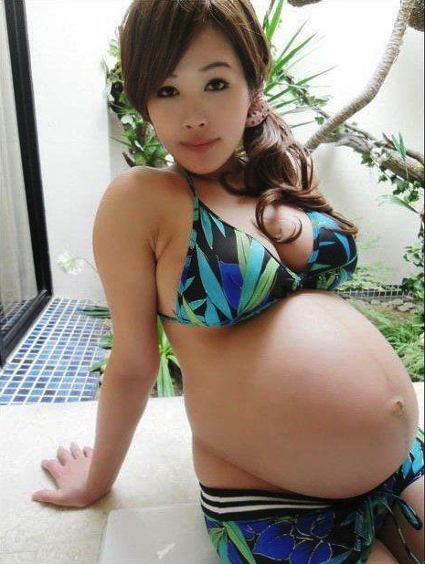 teen Sexy pregnant