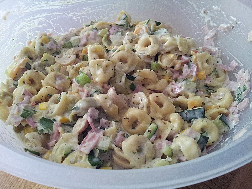 mit brunch Tortellinisalat